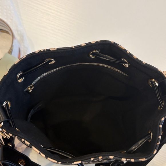 NWT Dior Beauty ❤️ Leopard Cheetah Print Bucket Crossbody Top Handle Bag  🎁 - Picture 6 of 9